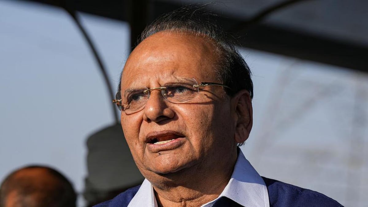 PTI : Delhi LG VK Saxena |
